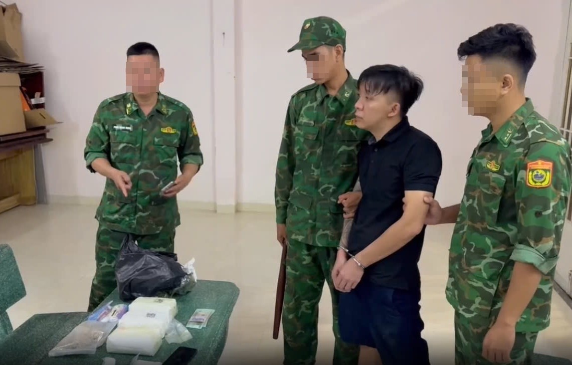 Vận chuyển ma túy,  Qua biên giới,  Trịnh Quốc Huy  ảnh 1 Van chuyen ma tuy,  Qua bien gioi,  Trinh Quoc Huy anh 1