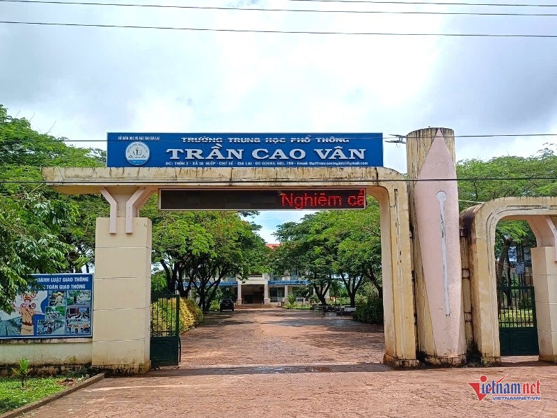 Thủ quỹ,  Dựng hiện trường giả ảnh 2 Thu quy,  Dung hien truong gia anh 2