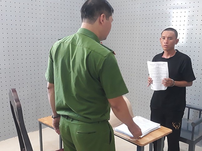 Dung dao tan cong anh 1