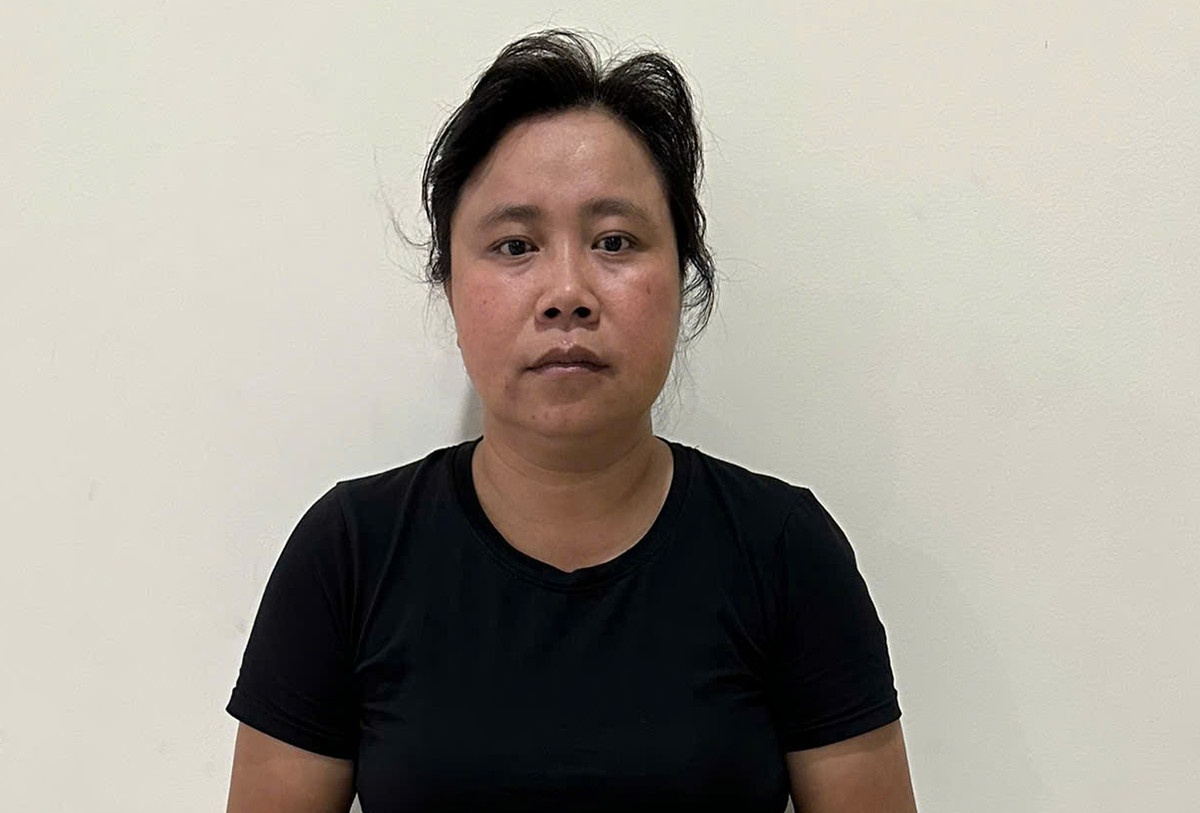 Nu truong phong cong ty hoa chat o TP.HCM ban 2,55 tan chat doc xyanua hinh anh