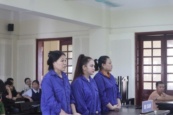 Nguoi phu nu,  Thue em gai,  Di giao ma tuy anh 1