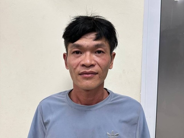 Thu doan lua dao moi de cuop giat tai san cua nguoi di duong o Ha Noi hinh anh