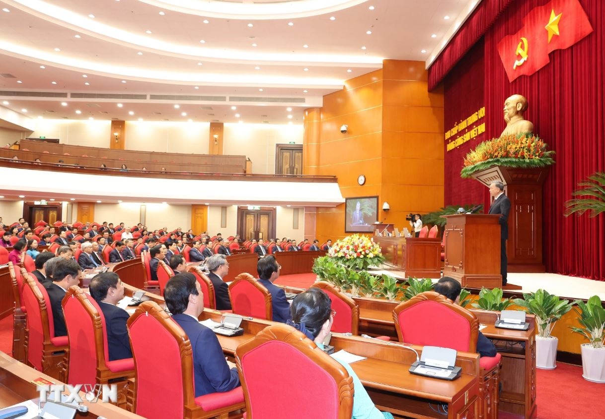 Hoi nghi Trung uong anh 5