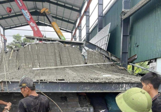 Lanh dao Ninh Binh yeu cau dieu tra vu sap gian giao 2 nguoi tu vong hinh anh