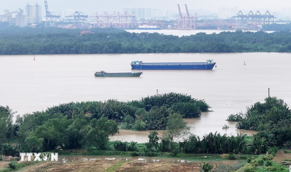 Nuoc song Dong Nai anh 1