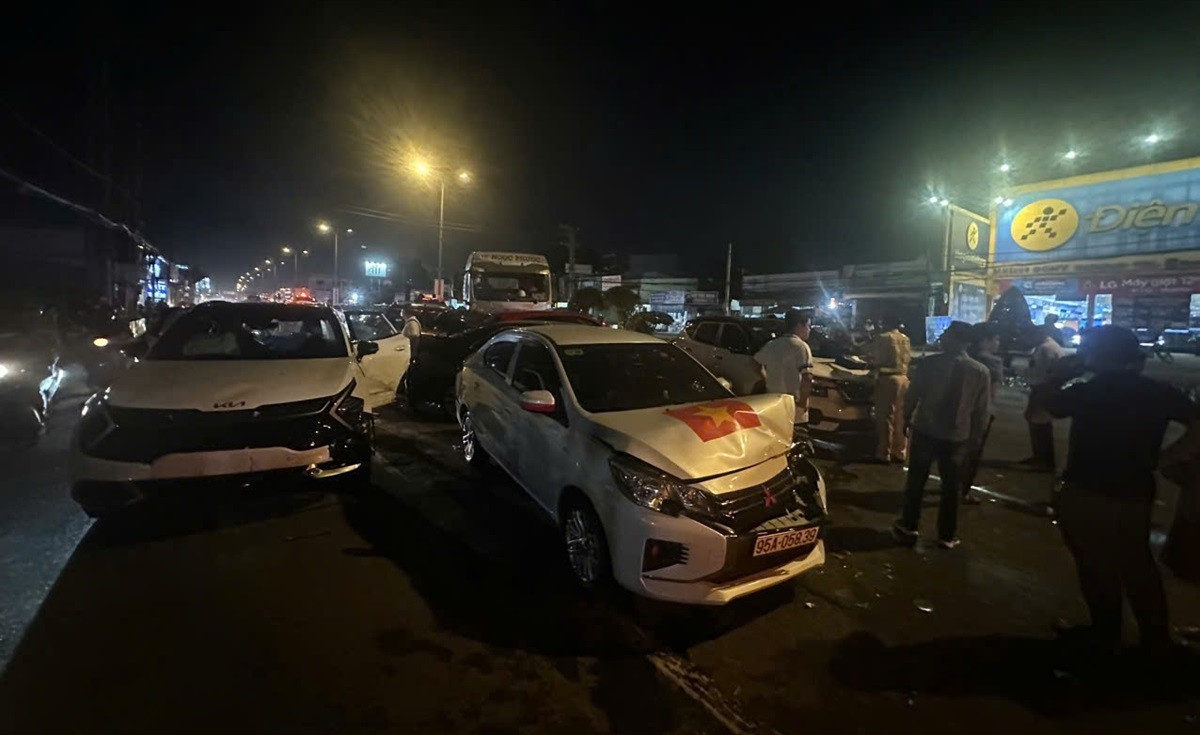 Xe tong lien hoan anh 1