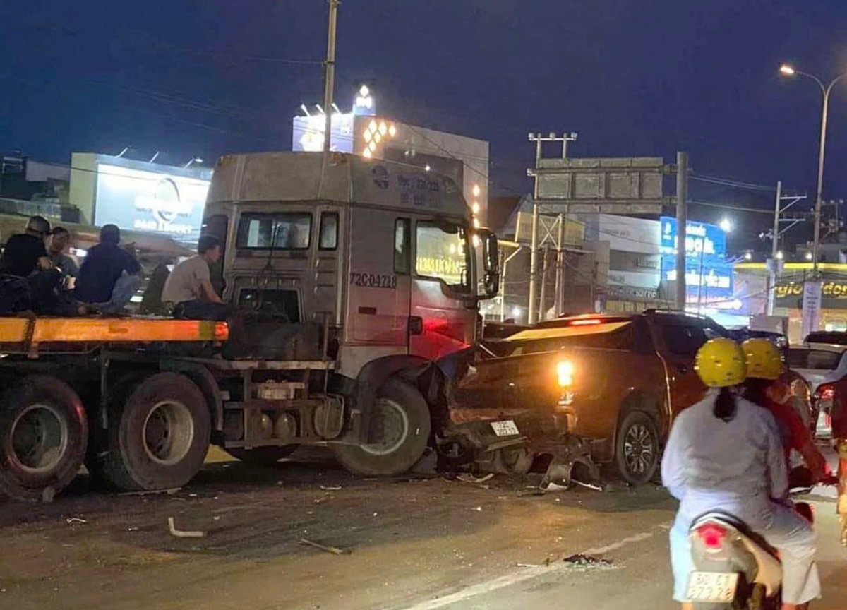 Xe tong lien hoan anh 2