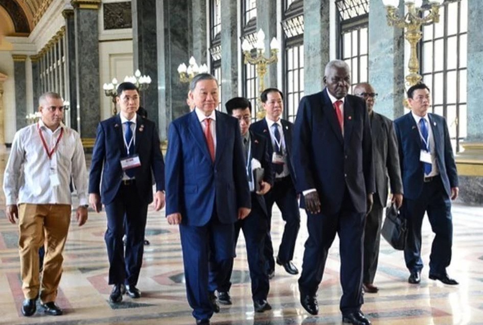 Tong Bi thu, Chu tich nuoc To Lam hoi kien Chu tich Quoc hoi Cuba hinh anh