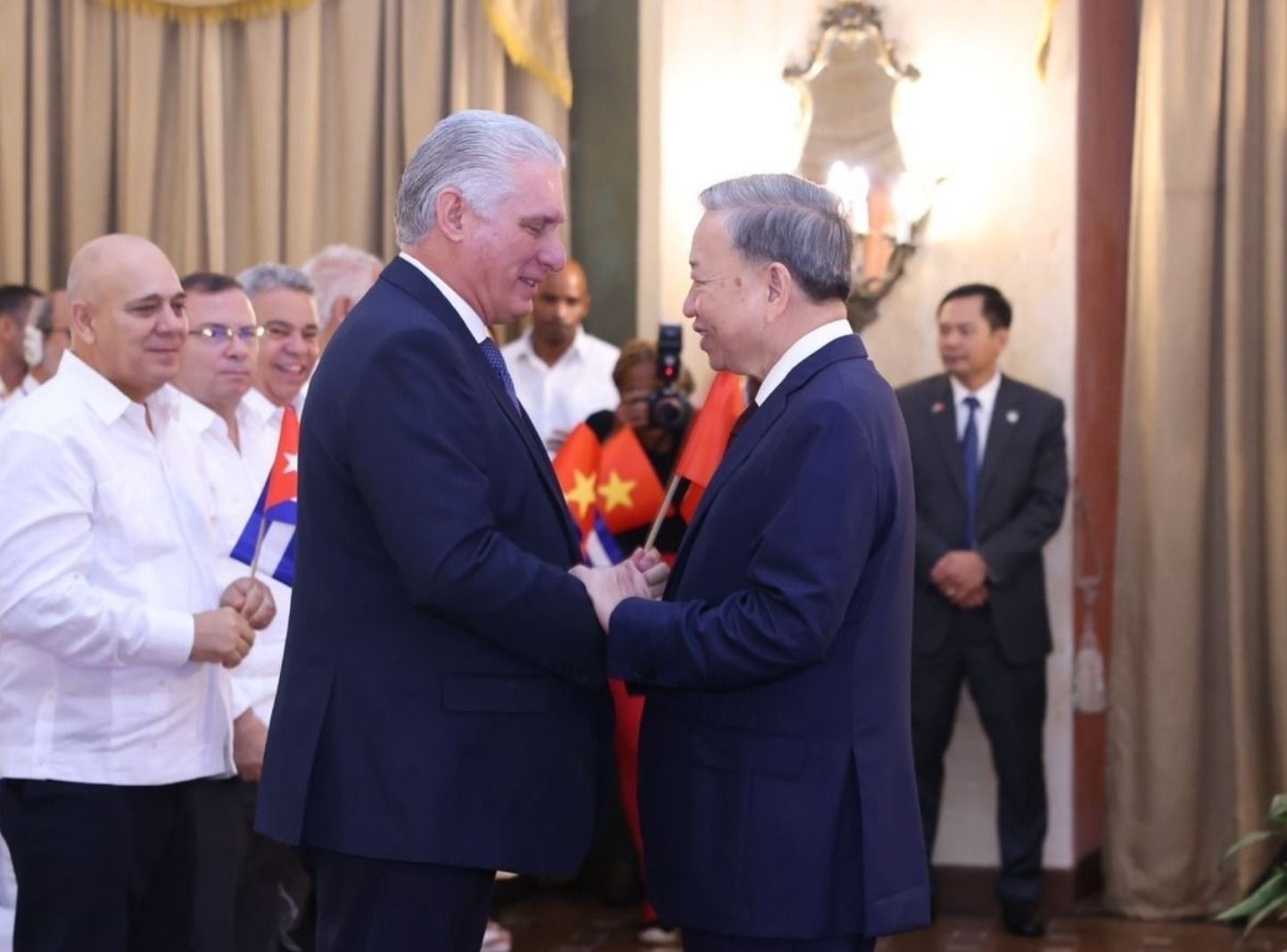 Tuyen bo chung anh 1