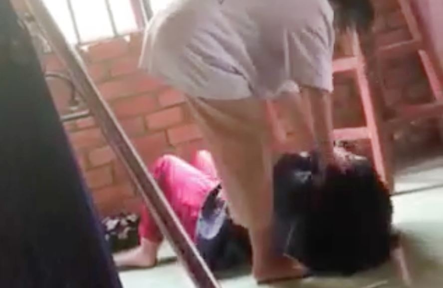 3 thieu nu o TP.HCM danh hoi dong nu sinh 15 tuoi hinh anh