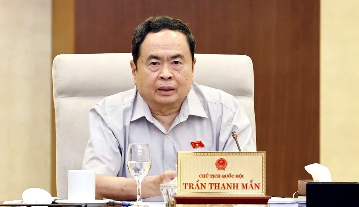 Xay dung doi ngu can bo TP Hue 'quyet doan, quyet liet, quyet lam' hinh anh