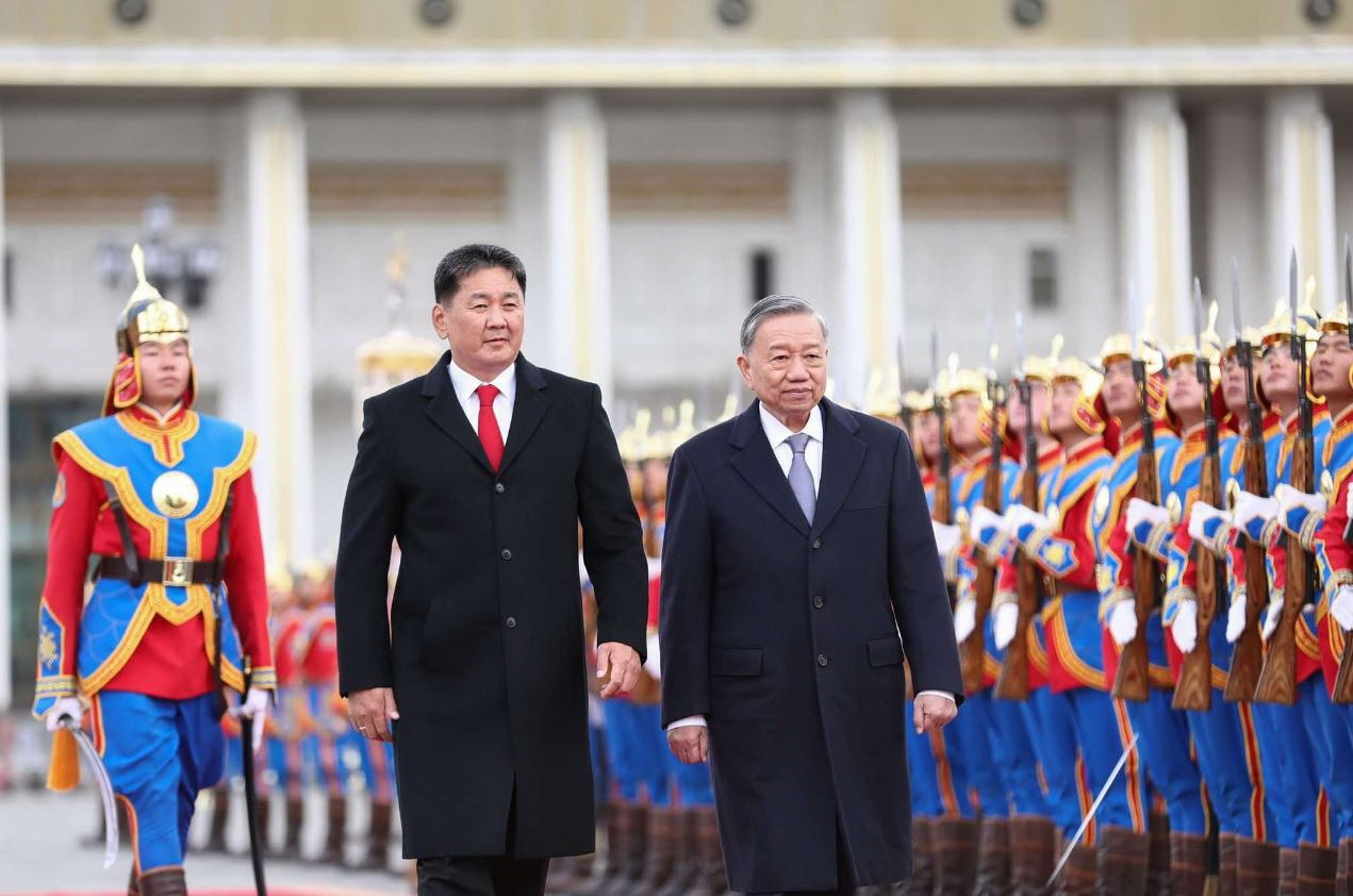 Le don chinh thuc Tong Bi thu, Chu tich nuoc To Lam tai Mong Co hinh anh