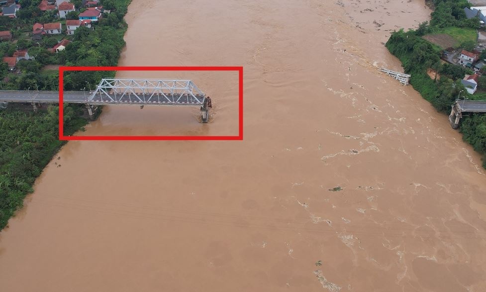 De nghi lap to chuyen mon xac dinh nguyen nhan sap cau Phong Chau hinh anh