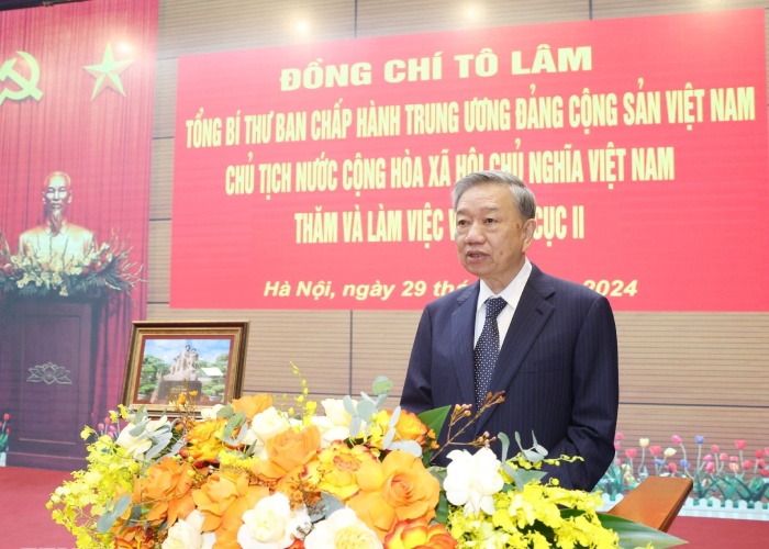 Tong Bi thu, Chu tich nuoc To Lam tham va lam viec voi Tong cuc II hinh anh