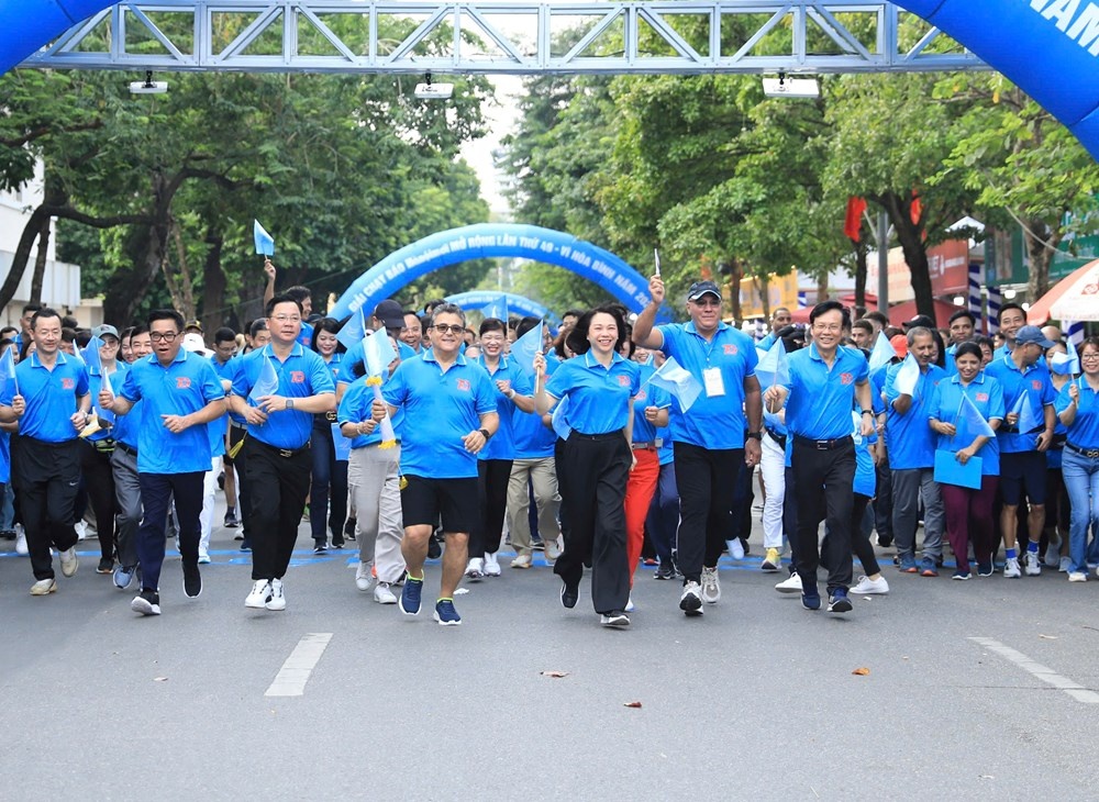 giai chay bao Ha Noi anh 1