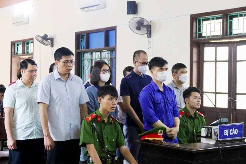 Trúng thầu,  Hà Tĩnh,  Bôi trơn,  Công ty Hồng Hà,  Công ty Vạn Xuân,  Công ty Phương Anh,  AIC,  Công ty Hoàng Đức,  Định giá An Dương,  Công ty An Dương ảnh 1 Trung thau,  Ha Tinh,  Boi tron,  Cong ty Hong Ha,  Cong ty Van Xuan,  Cong ty Phuong Anh,  AIC,  Cong ty Hoang Duc,  Dinh gia An Duong,  Cong ty An Duong anh 1