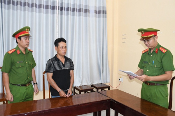 Bat ga dan ong gay roi o benh vien hinh anh