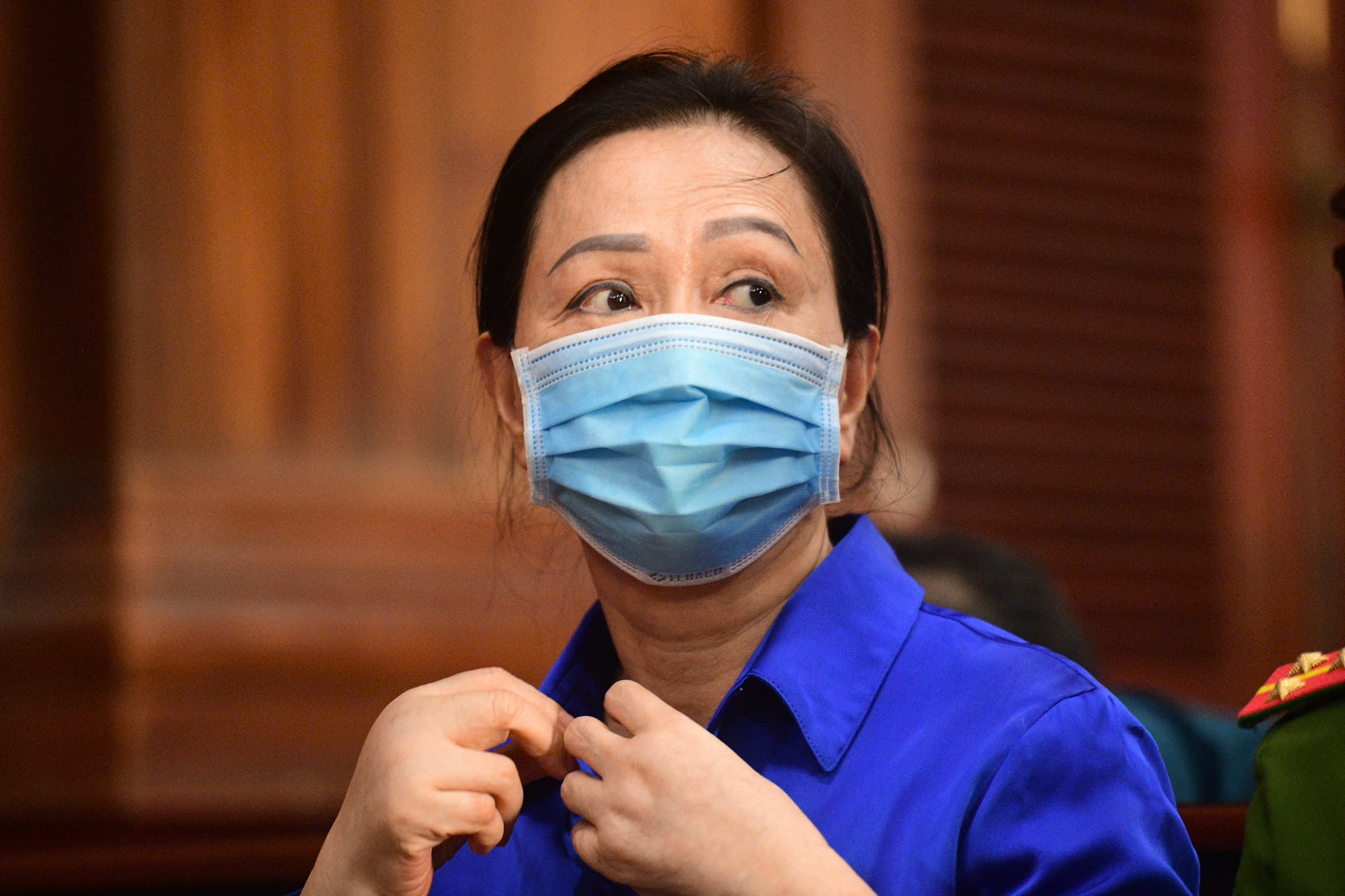 Bi cao Truong My Lan muon nho con chau chuoc 2 chiec Hermes bach tang hinh anh