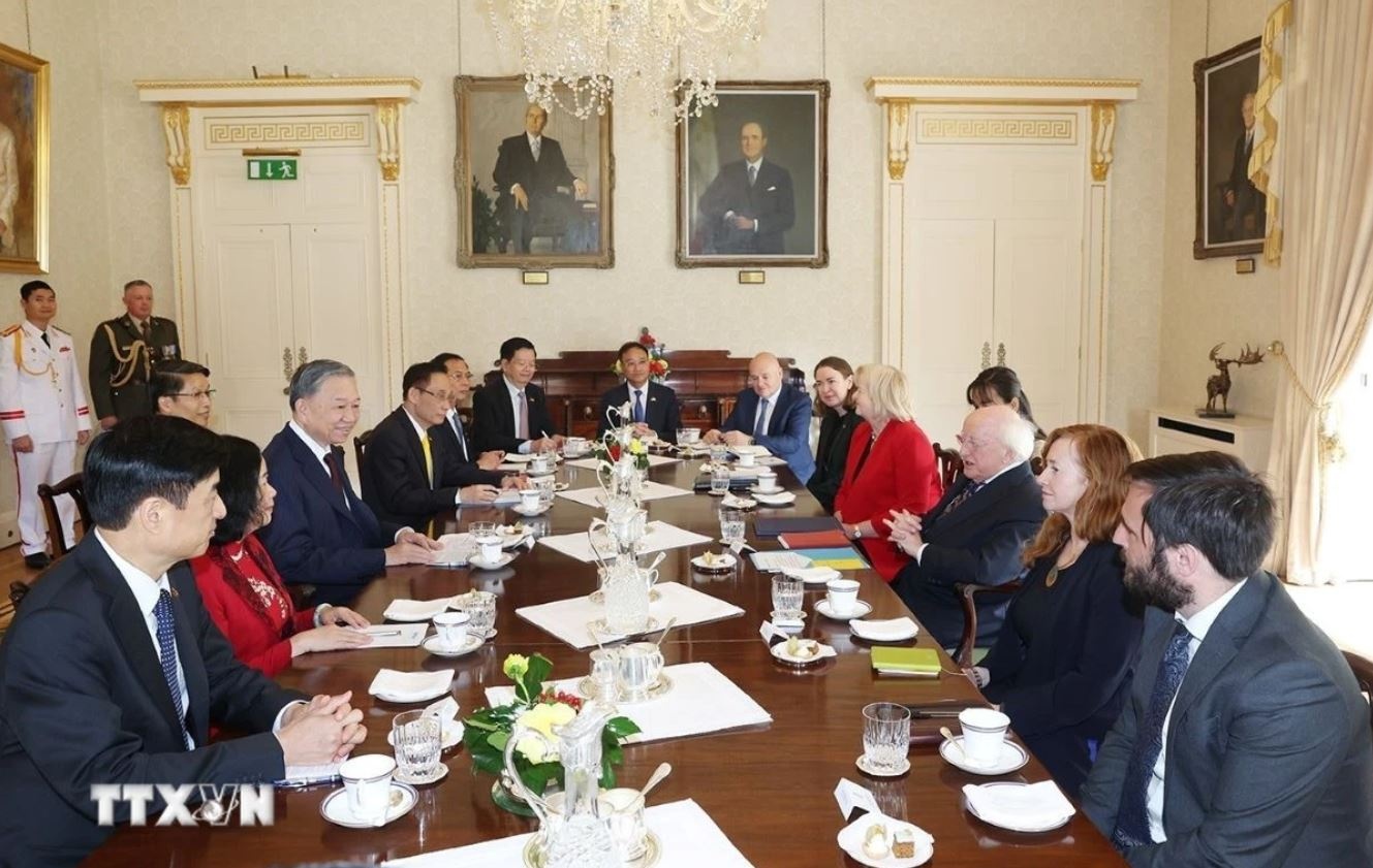 Tuyen bo chung Viet Ireland anh 1