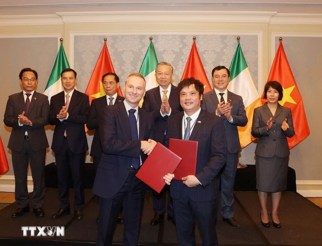 Tuyen bo chung Viet Ireland anh 4