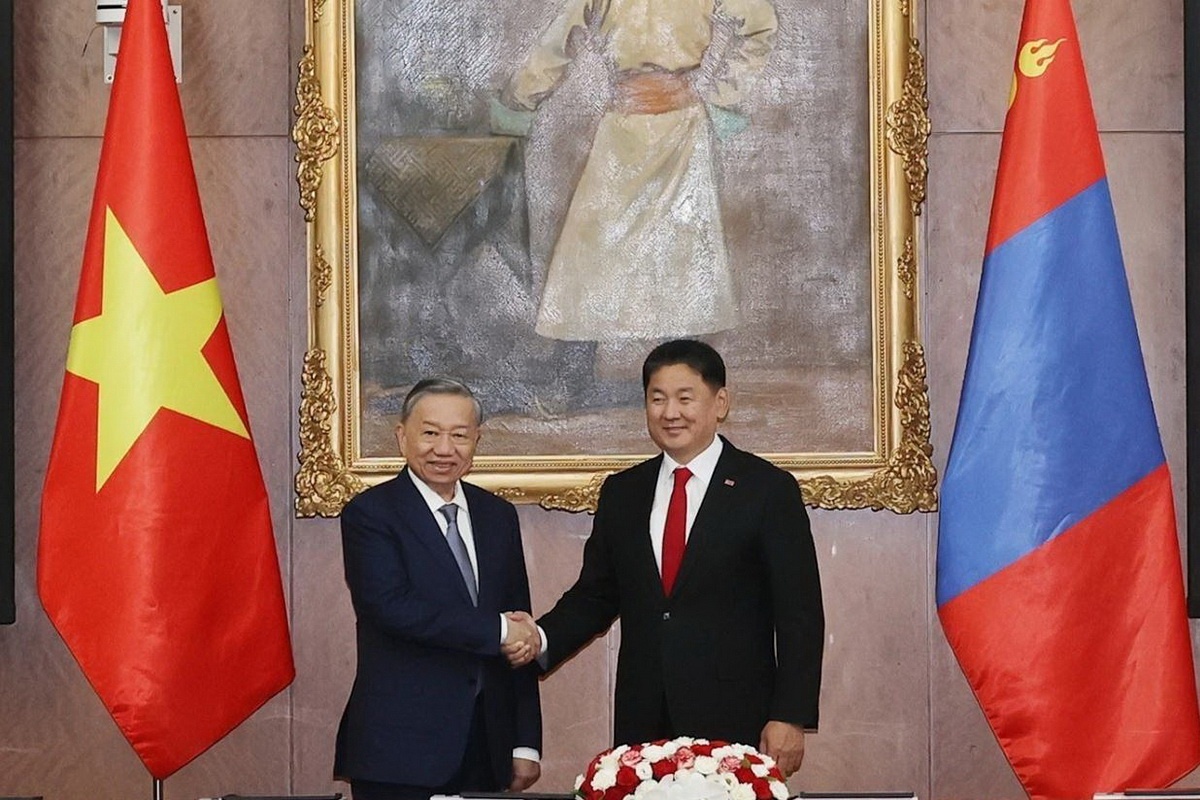 Tong Bi thu, Chu tich nuoc To Lam hoi dam voi Tong thong Mong Co hinh anh