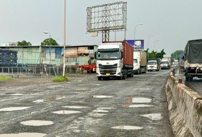 Chi khoang 80 ty dong sua duong huyet mach noi TP.HCM voi hai tinh hinh anh