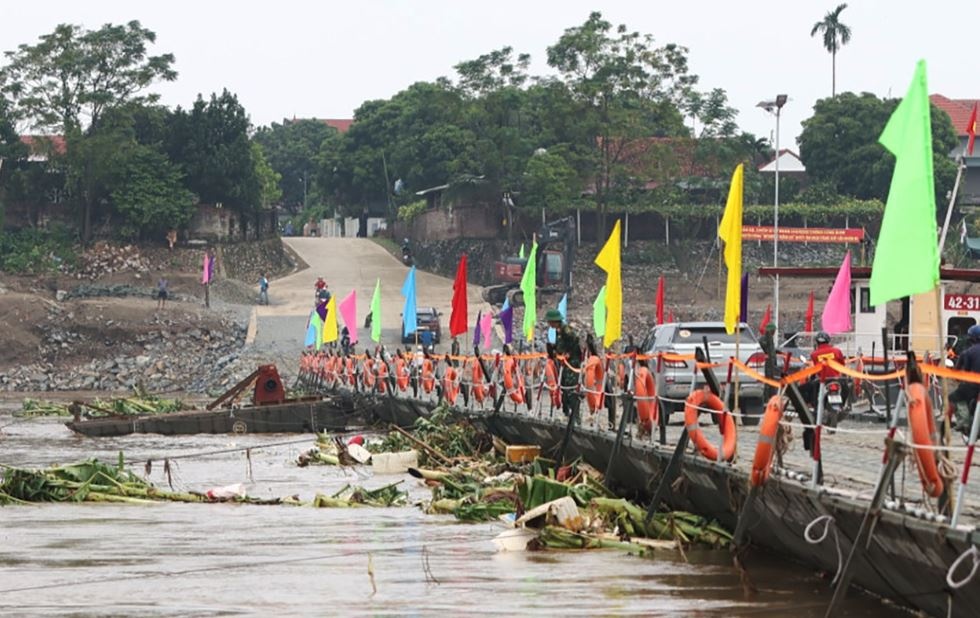 Ly do cau phao Phong Chau tam dung hoat dong hinh anh