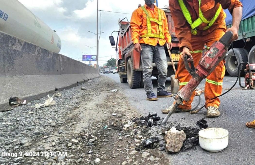 Duong tan nat sau khi dung thu phi BOT hinh anh