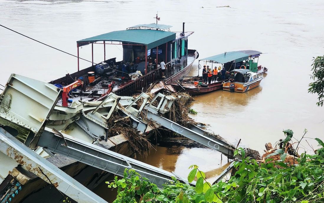 Yeu cau So GTVT Phu Tho som co phuong an thao do cau Phong Chau hinh anh