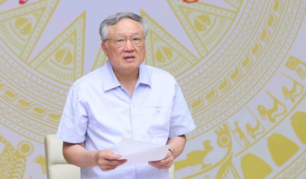 Pho Thu tuong Thuong truc Nguyen Hoa Binh nhan them nhiem vu hinh anh