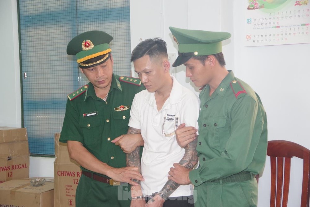 Bien phong Ma tuy anh 3