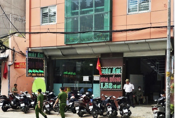 Thong tin moi ve dieu tra, xu ly vu bao hanh tre em o Mai am Hoa Hong hinh anh