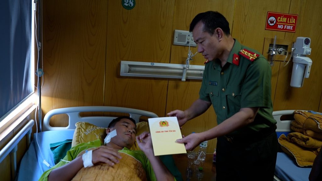 Truy bat doi tuong anh 2