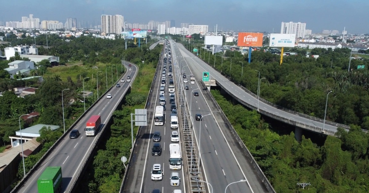 Cao toc TP.HCM Long Thanh anh 3