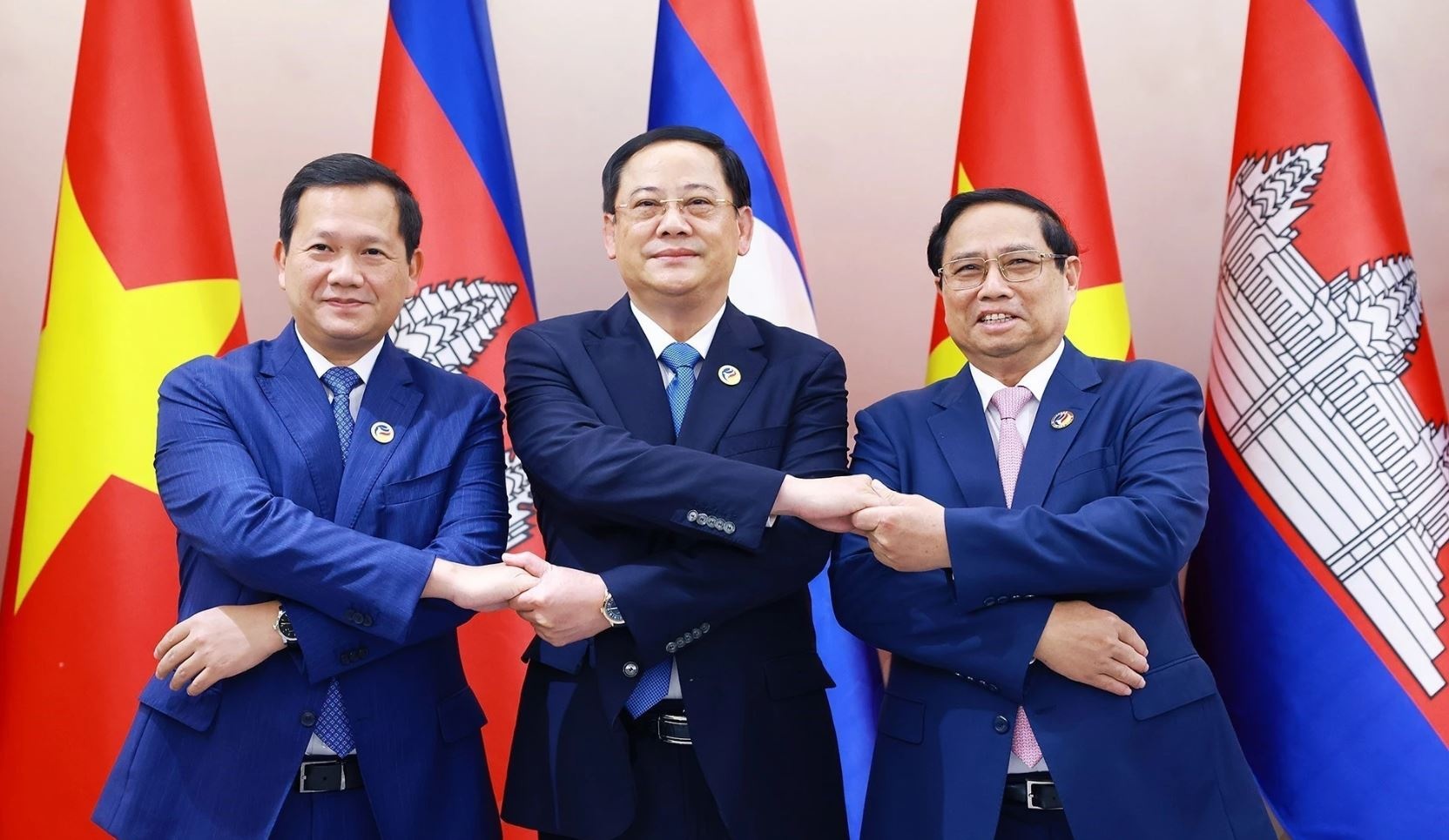 Thu tuong ba nuoc Viet Nam - Lao - Campuchia an sang va lam viec hinh anh