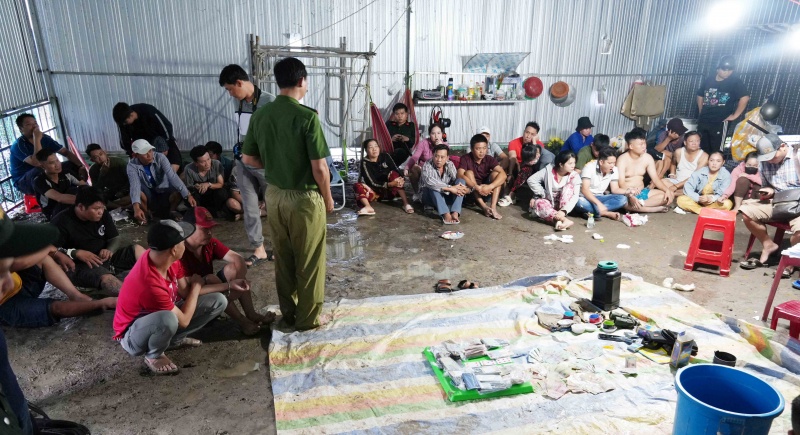 Hanh vi danh bac,  Cong ty Minh Quoc,  Xay dung Minh Quoc,  Ong Ngo Minh Quoc,  Ngo Minh Quoc,  Bac Lieu anh 2