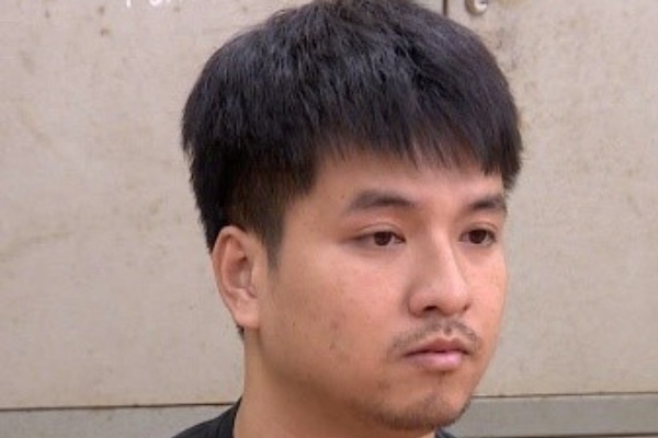 Ke lua dao 'ky cong', dua hon 100 nguoi vao bay hinh anh