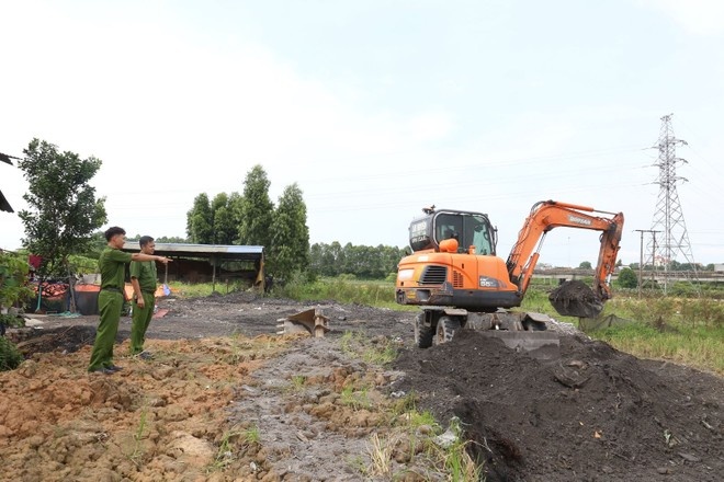 Khoi to Pho giam doc san xuat Cong ty TNHH Nam Thai Nguyen hinh anh