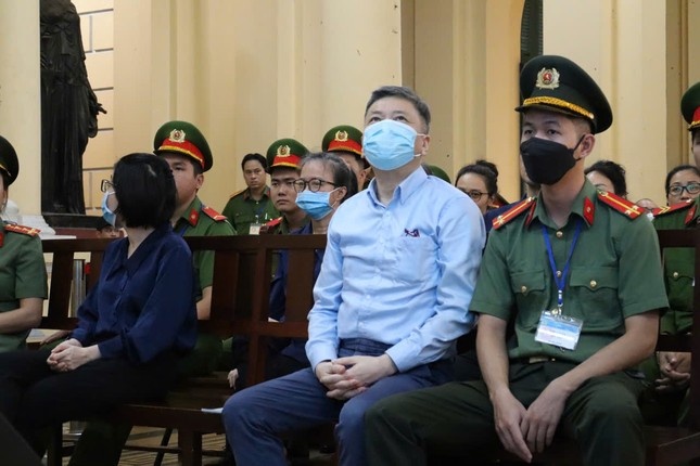 Ngan hang SCB,  Van Thinh Phat,  Truong My Lan anh 2