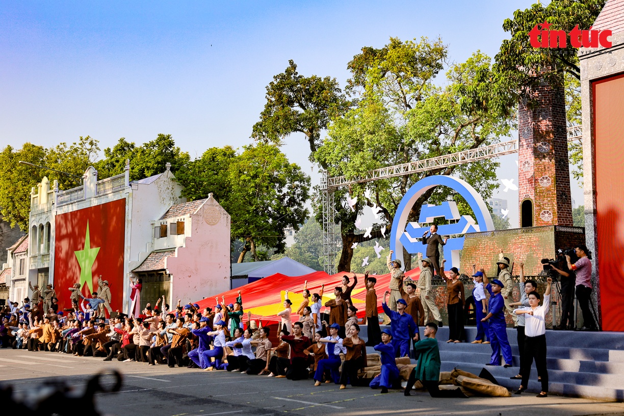 Ngay hoi Van hoa anh 4