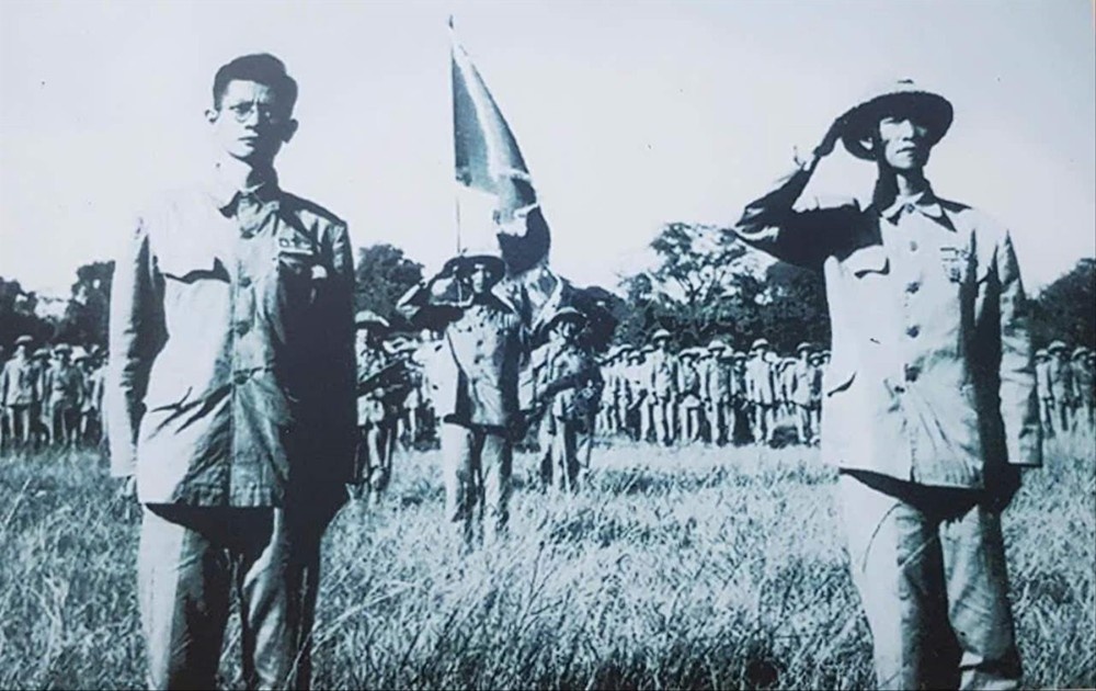 70 nam Giai phong Thu do - cuu chien binh ke chuyen tiep quan Ha Noi hinh anh