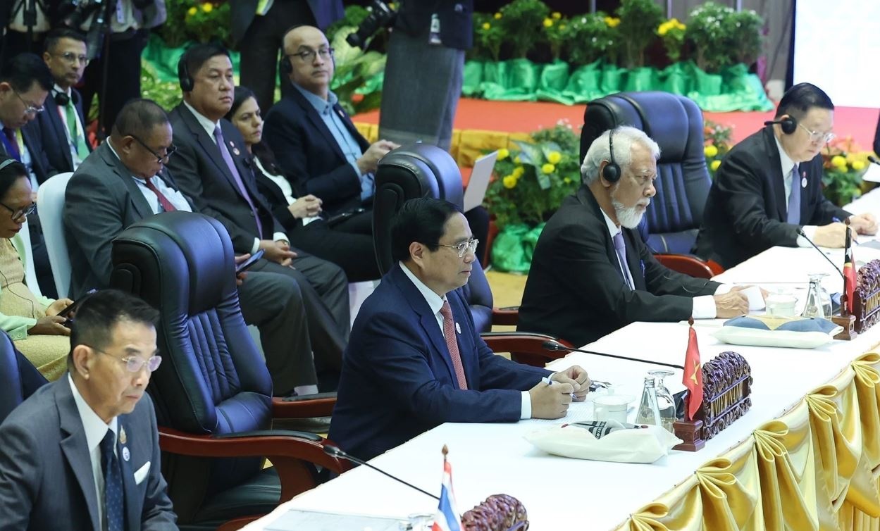 Thu tuong du va phat bieu tai Hoi nghi cap cao ASEAN - My hinh anh