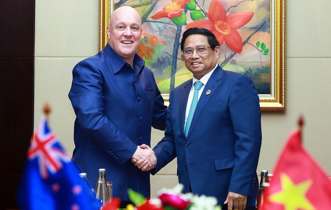 Thu tuong Pham Minh Chinh gap Thu tuong New Zealand tai Hoi nghi ASEAN hinh anh