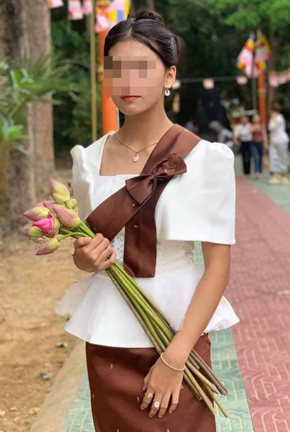 Nu sinh lop 11 TP.HCM anh 1