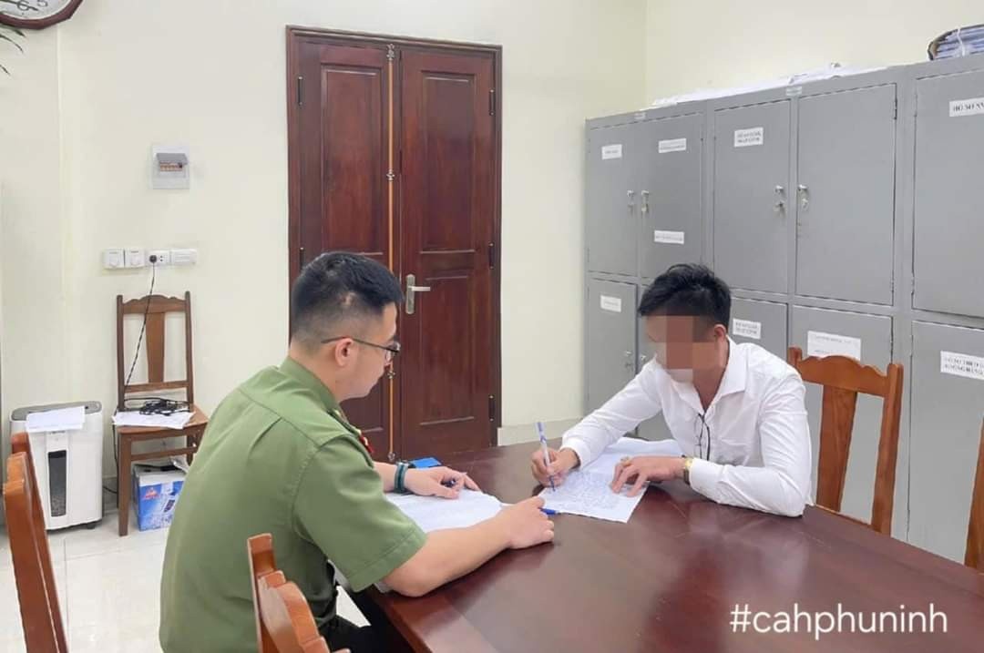 Hoi choi chim,  Bao chot CSGT anh 1