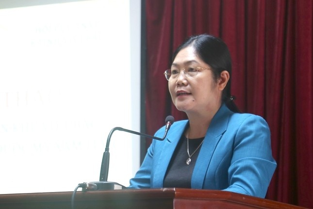 Phe chuan ket qua bau, mien nhiem Pho Chu tich UBND tinh Bac Kan hinh anh