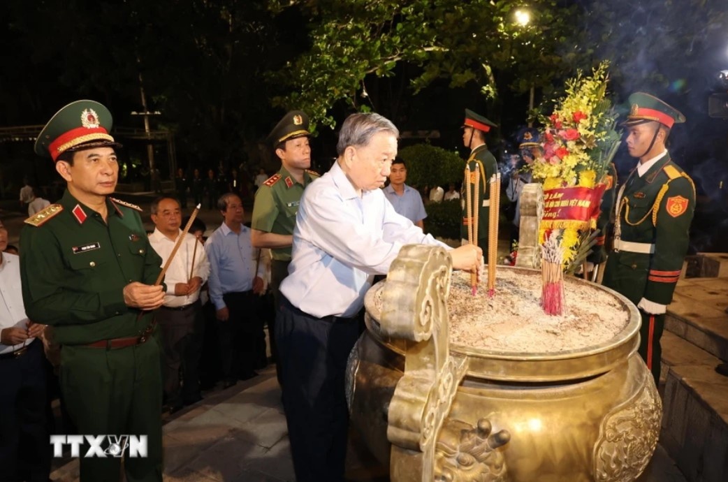 Tong Bi thu To Lam anh 13