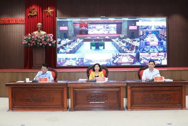 Mot so can bo xa, phuong o Ha Noi lam don xin thoi nhiem vu hinh anh