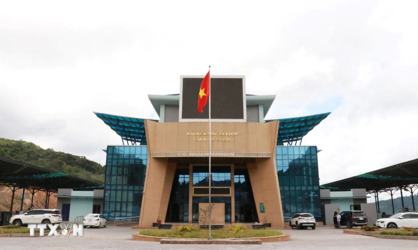 Cua khau La Lay anh 1