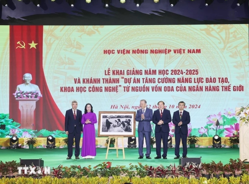 Tong Bi thu: HV Nong nghiep nang chuan dao tao theo mo hinh tien tien hinh anh